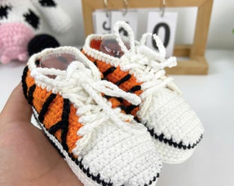 Virkmönster för Tiger Baby Booties, 6-12 M Babysneakers (PDF)