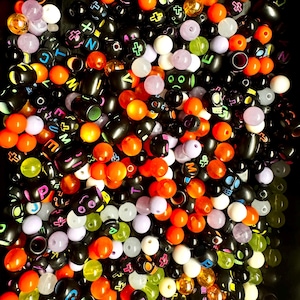 3 oz scoop Mixed Halloween beads