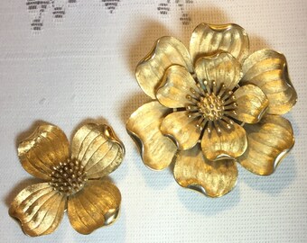 Flower Design Crown Trifari Set of 2 Brooches Designed by Alfred Philippe Signed