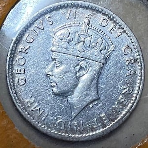 1940C Newfoundland 5 Cent Silver Coin.
