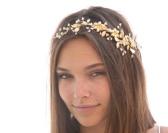 Gold Flower and Leaf Wedding Hair Vine with Pearls, Golden Flower Crown Back of the Hair Bridal Headpiece, Vintage Jewelry Wired Headpiece