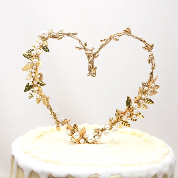 Gold Heart and Metal Leaf Wedding Cake Toper Twisted Berry golden Rustic Heart Wedding Decor Metal leaves