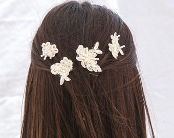 Lace Flower Wedding Hair Pins beaded with Pearls, Bridal Bobby Set of Two, Beaded Flower Hair Jewelry, Boho Wedding Hair