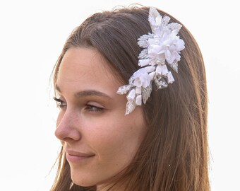 Bridal Beaded Hair Comb, White Floral Wedding Hair Comb with Crystal and Pearl Beaded Leaves and Small Satin Buds, Wedding Headpiece