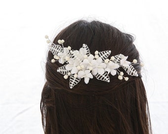 Ivory Bridal Wedding Hair Comb made with Vintage Velvet flowers and Pearl Leaves, Wedding Hair Accessory