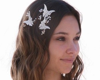 White Metal Butterfly Hair Pins with Sprays of Wired Pearls Beaded Boho Wedding Hair Pin Set
