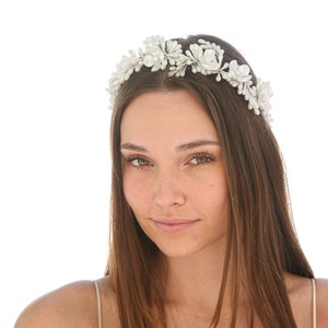 Vintage Pearlized Wax Wedding Crown White Tiara with Flowers