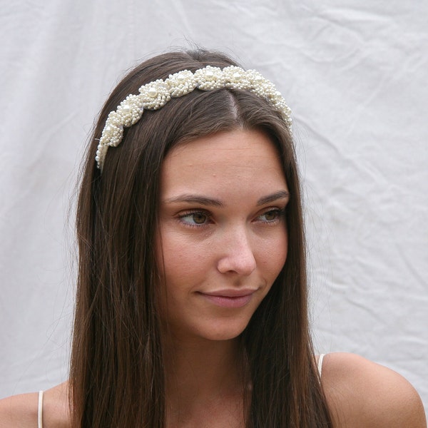 Pearl Headband with Vintage Pearl trim in Ivory, Wedding Headpiece