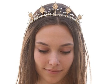 Gold Star Celestial Wedding Crown Rhinestone and Pearl  Headpiece Metal Star Headband Boho Wired Gold Tiara Star Hair Jewelry