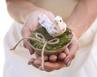 Ring Bearer Pillow with Moss and Bird, Rustic Wedding Ringbearer Basket, Alternative Spring Wedding Rustic Ring Nest Holder