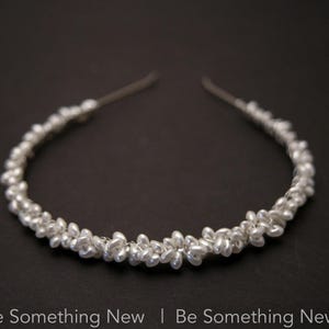 Vintage Style Pearl Headband: Wired Faux Pearl Hair Accessory