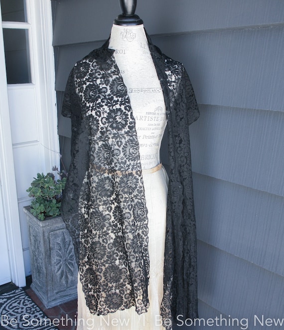 Antique Black Lace Shawl Lace Wrap, Vintage long b