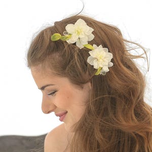 Ivory Flower Wedding Hair Bobby Pins with Green Leaves - Bridal Hair Accessory Set