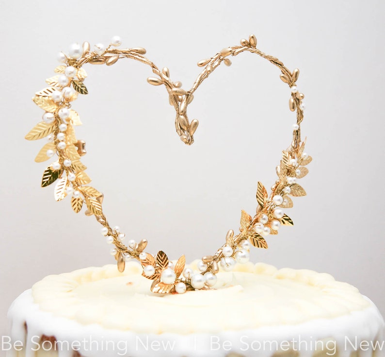 Gold Heart and Metal Leaf Wedding Cake Toper Twisted Berry golden Rustic Heart Wedding Decor Metal leaves image 4