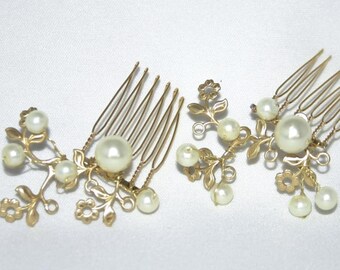 Hårkammar med guldblommor och elfenbenspärlor: Vintage hårspännen för bröllop