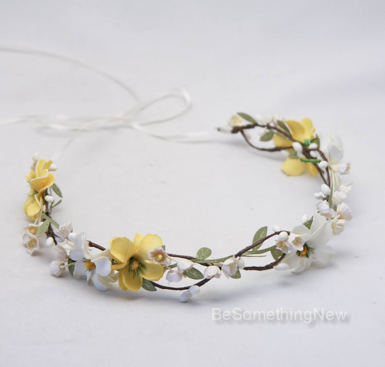 Couronne de fleurs de fleurs jaunes et ivoire mariage cheveux marguerite jaune Halo floral bohème mariage demoiselle d'honneur ou bandeau de fille de fleur image 5