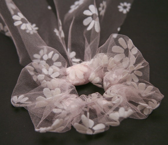 Wedding hair clearance accessories with netting