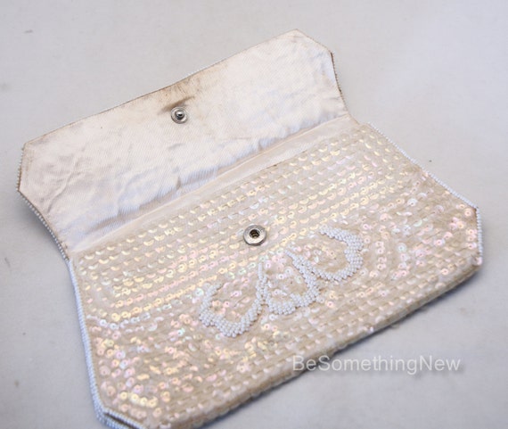 SALE Vintage Sequin Beaded Wedding Clutch in Cham… - image 3