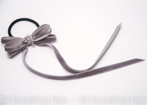 VELVET HAIR TIE BLACK W/SILVER STAR VELVET HAIR TIE BLACK W/SILVER STAR