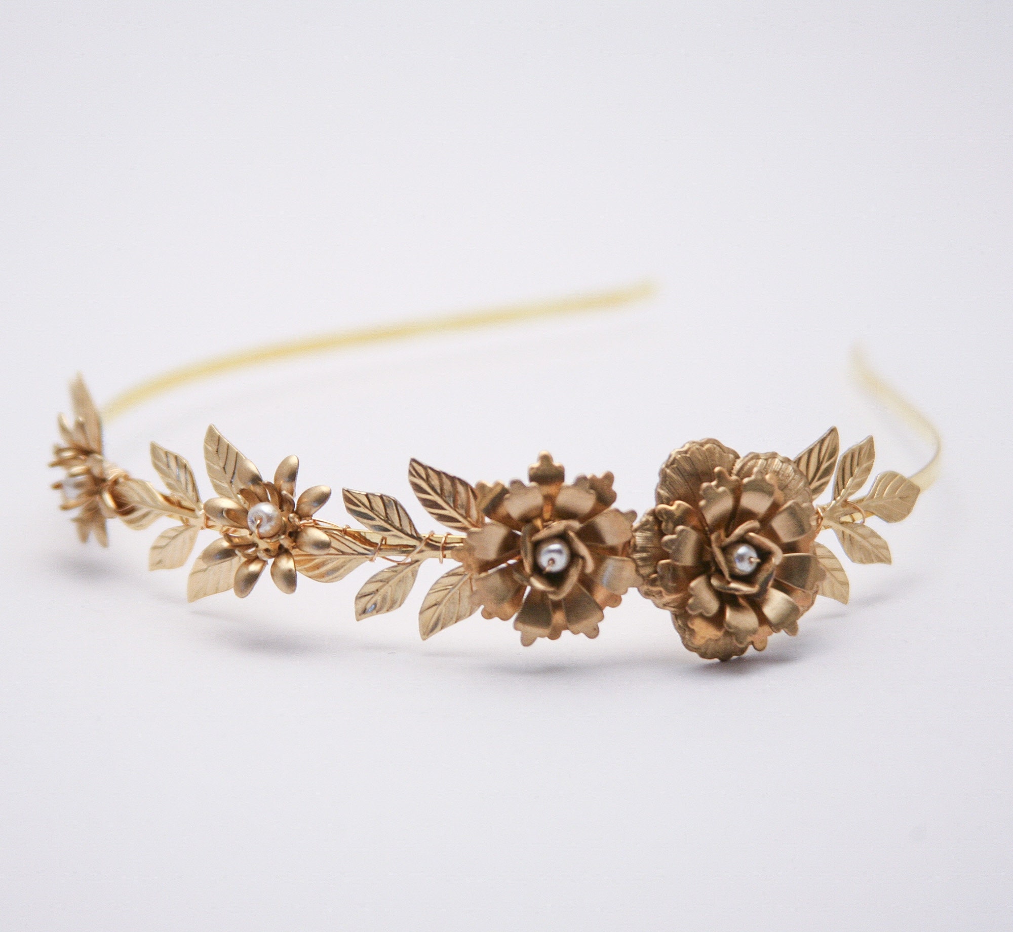 Brassy Gold Metall Blatt und Blumen Haarband Grecian Hochzeit | Etsy Schweiz
