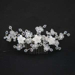 Crystal Flower Wedding Hair Comb: Bridal Headpiece