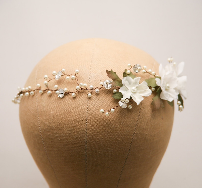 Wedding Hair Vine of Ivory Flowers Pearls and Rhinestones, Wedding Flower Crown Breial Headpiece Garden Wedding Headband Beaded Hair Vine