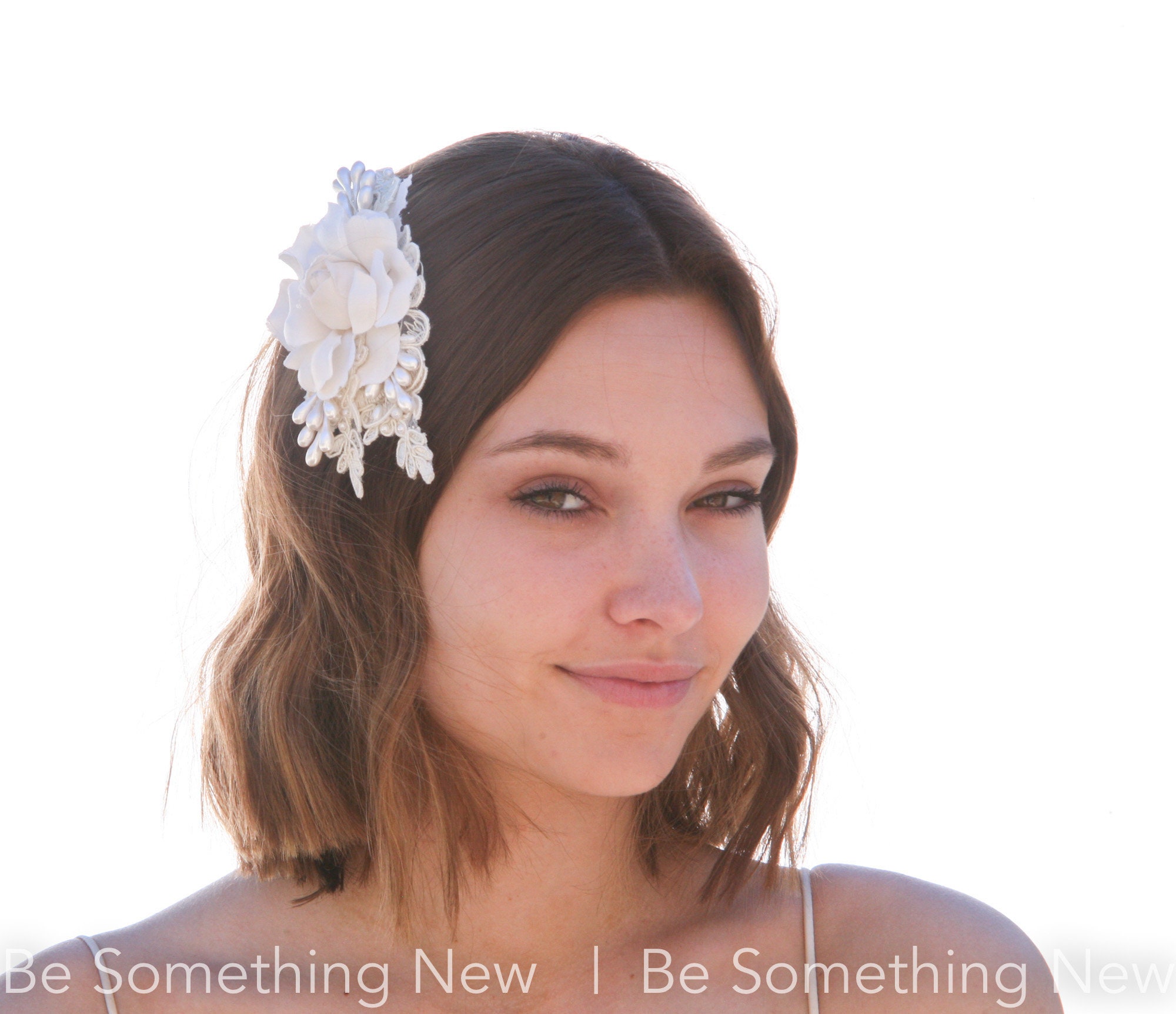 Ivory Wedding Hair Comb Vintage Flower and Lace Bridal Comb Ivory Wedding Hair Comb Vintage Flower and Lace Bridal Comb