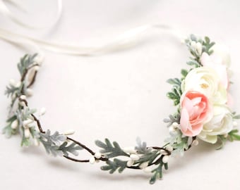 Blushrosa blommig hårranka: Boho bröllopskrona med Dusty Miller-blad