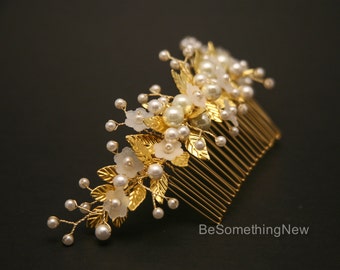 Beaded Wedding Hair Comb Gold and Ivory Bridal Comb with Metal Leaves and Wired Pearls Decorative Beaded Headpiece Flower Comb