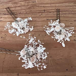 Dried Babies Breath and Champagne Flower Wedding Hair Pins Set with Pearls