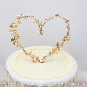 Gold Heart and Metal Leaf Wedding Cake Toper Twisted Berry golden Rustic Heart Wedding Decor Metal leaves image 8