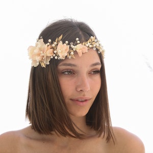 Wedding Hair Vine of Pearls Gold Leaves and Blush Peach Flowers, Wedding Headpiece, Bridal Flower Crown