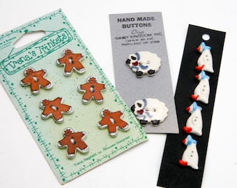 Vintage knappset, får, ankor och pepparkaksgubbar på kort