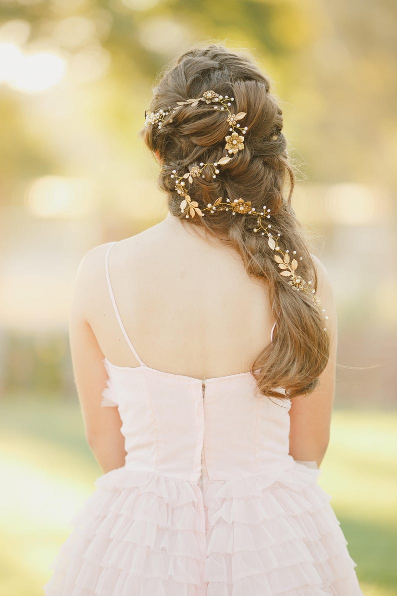 Long Gold Wedding Hair Vine of Wired Pearls and Metal Flowers and Leaves, Bridal Headpiece Gold Hair Wrap, Hair Jewelry Metal Flower Tiara