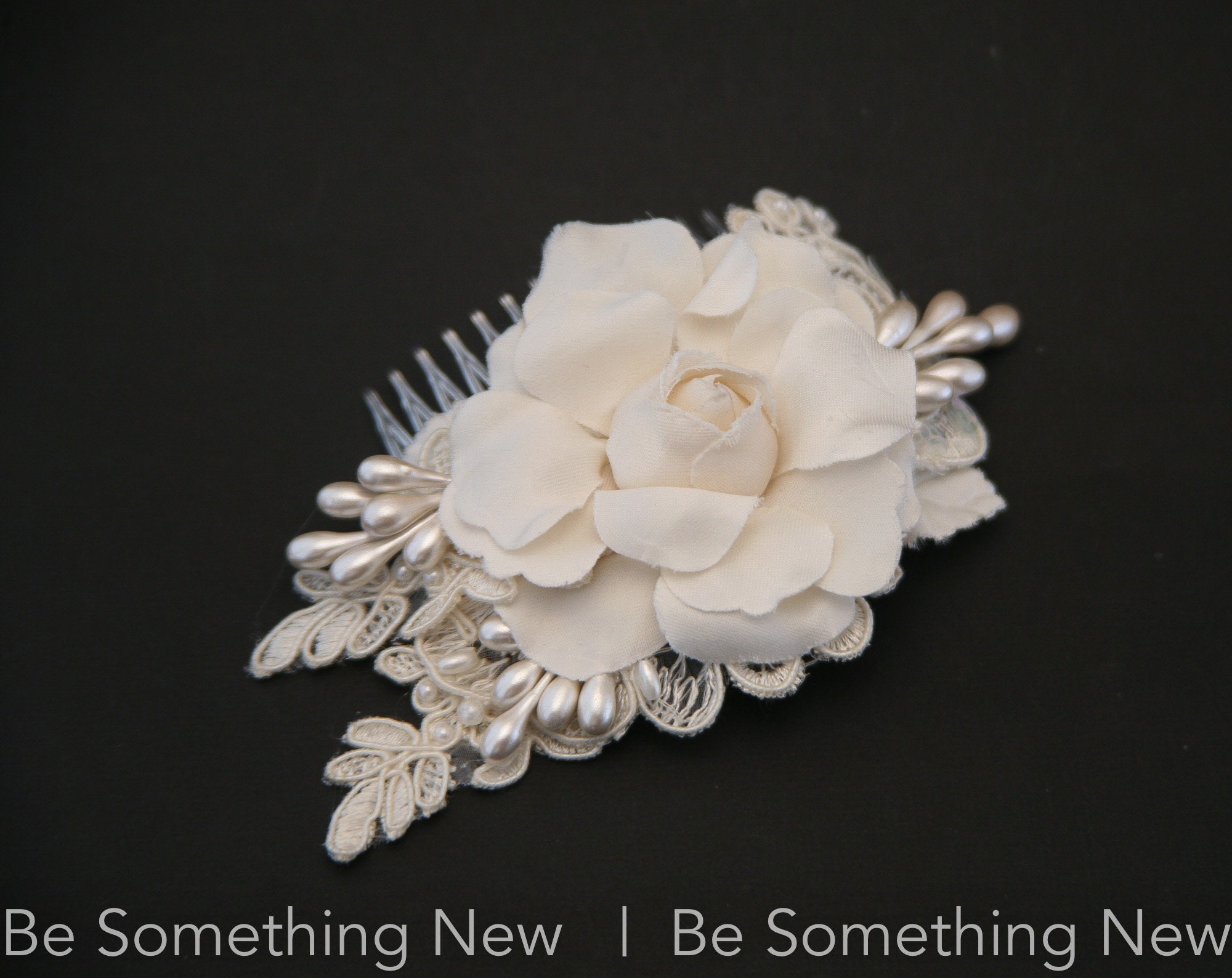 Ivory Wedding Hair Comb Vintage Flower and Lace Bridal Comb Ivory Wedding Hair Comb Vintage Flower and Lace Bridal Comb