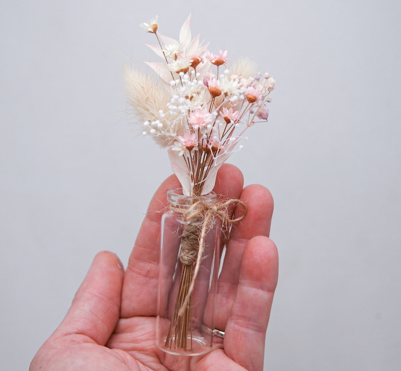 Small Dried Flower Arrangements in a Small Vase Wedding Guest Etsy
