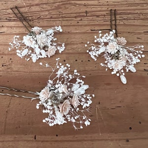 Dried Babies Breath and Champagne Flower Wedding Hair Pins Set with Pearls image 1