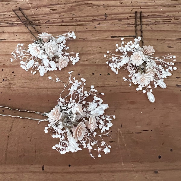 Dried Babies Breath and Champagne Flower Wedding Hair Pins Set with Pearls