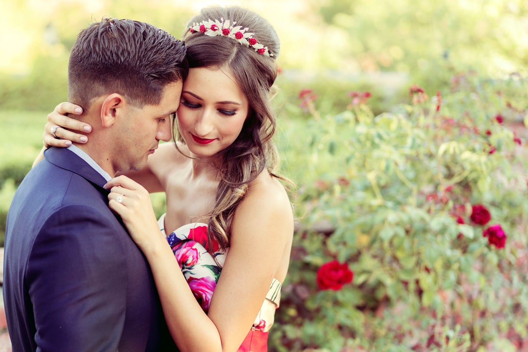 Wedding Tiara With Red Flowers Pearlized Leaves and Pearls - Etsy Denmark Wedding Tiara With Red Flowers Pearlized Leaves and Pearls - Etsy Denmark