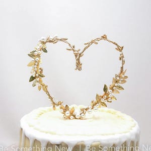 Gold Heart Wedding Cake Topper: Twisted Berry Vine & Metal Leaves and Pearls