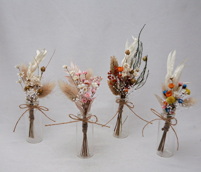 Kleine gedroogde bloemstukken in een kleine vaas, bruiloftsgastgeschenk, bruidsmeisjes of gastvrouwgeschenken afbeelding 7