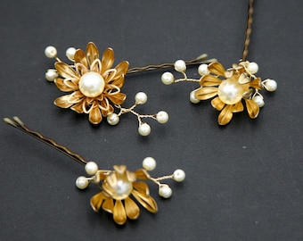 Gold Flower Hair Pin Set of Three, Wedding Hair Accessory