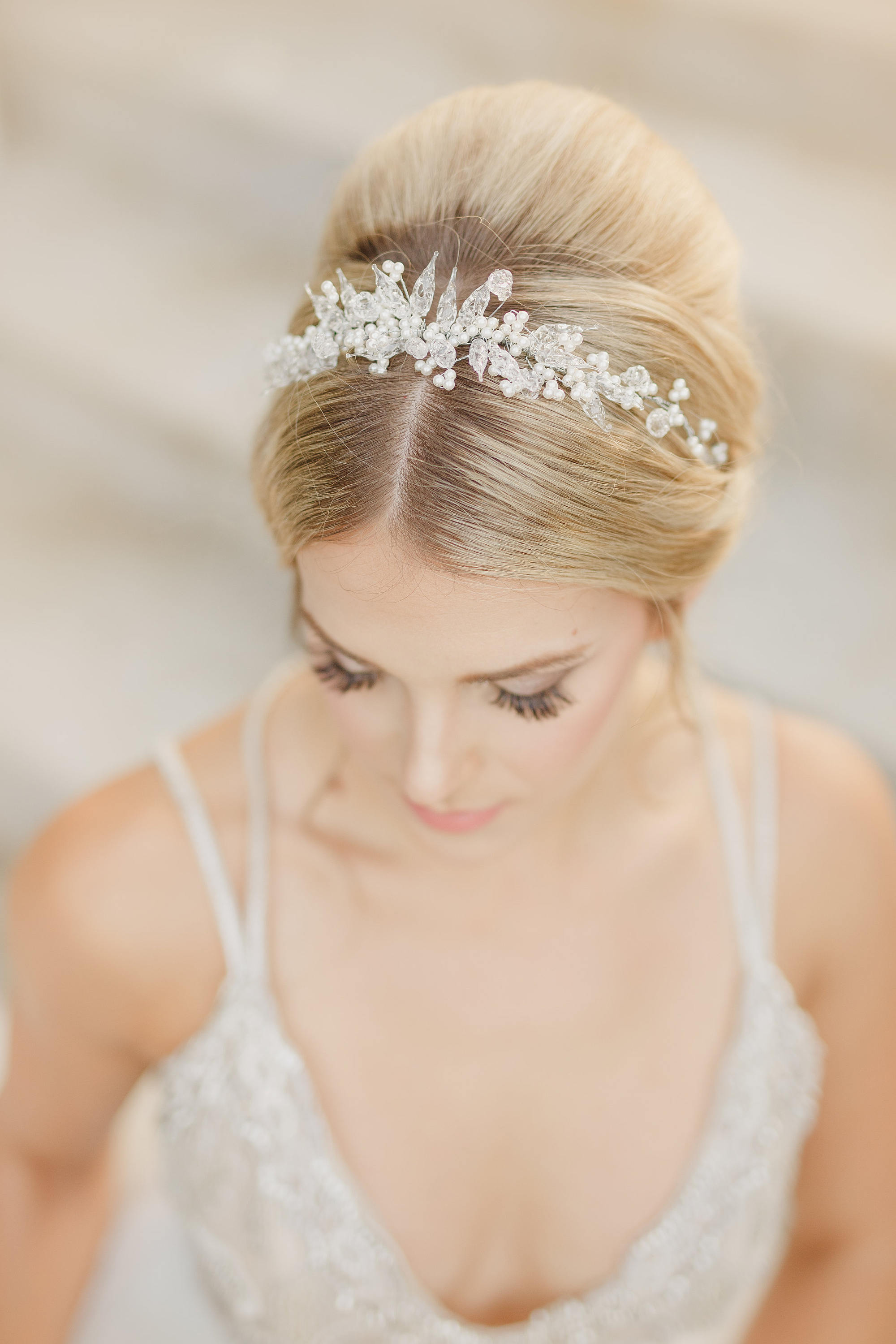 Vintage Crystal & Pearl Wedding Tiara: Beaded Bridal Crown  display picture 1