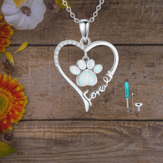 KINGWHYTE Collana Commemorativa Per Ceneri A Forma Di Cuore Con Impronta Di Zampa - Urna In Argento Sterling 925 Con Incisione "Always In My Heart" - Regalo Per Mamma E Papà - 3