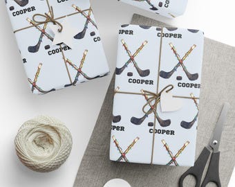 Hockey Weihnachtsgeschenkpapier Benutzerdefinierter Name Kindergeschenkverpackung glänzendes Finish Perfekt für Feiertage