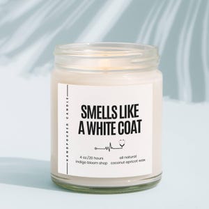 Smells Like a White Coat Candle, Funny Medical Student Gift, Doctor Gift, White Coat Ceremony Keepsake, Match Day