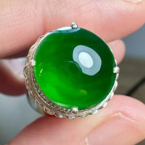 Certified imperial Jadeite Type A – Natural Jade Cabochon 11.5×12.2×4 mm, Temporary Setting