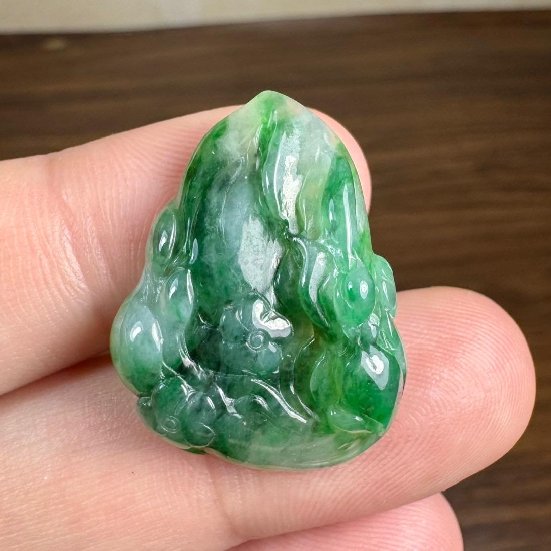 RARE !! JADE VERT DE MYANMAR : 2,32 CARATS ★★ p396.135t