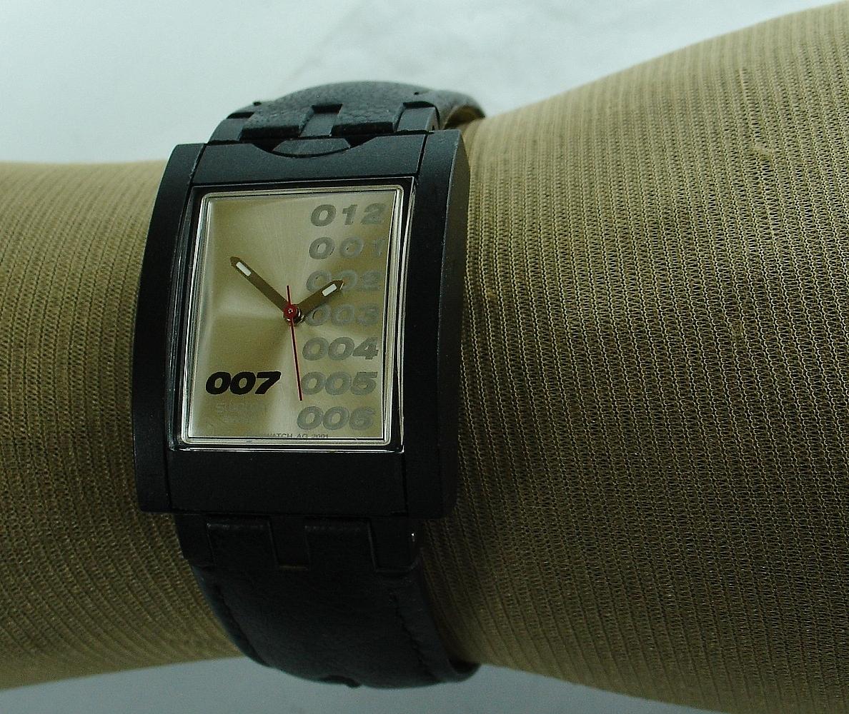Swatch James Bond - Etsy display picture 1