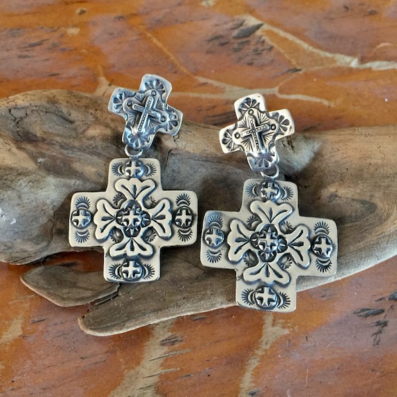 Double clearance cross earrings